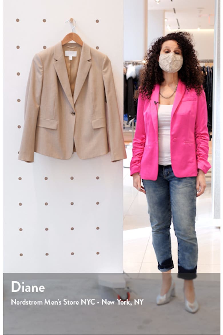 Jeniver Virgin Wool Blazer video