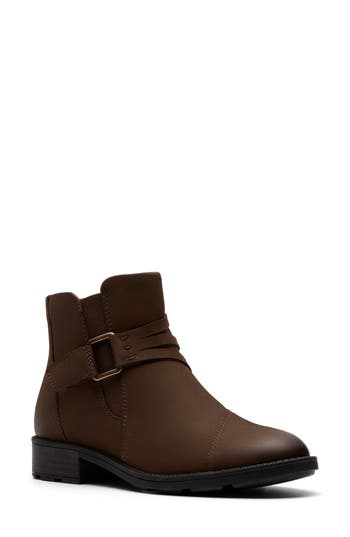 Clarks Adalynn Faye In Brown