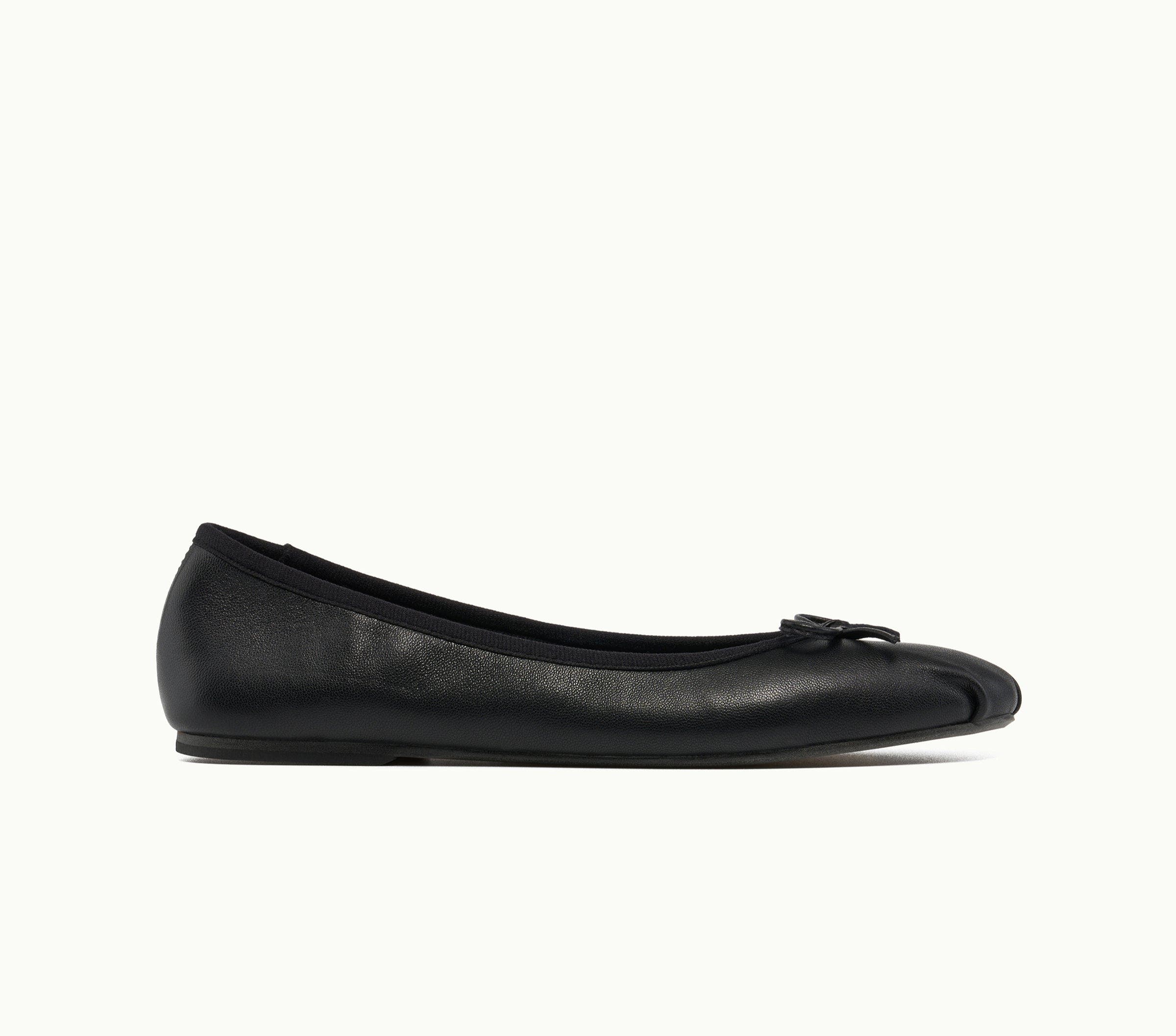 Grace Footwear Reims Ballerina, Alternate, color, Black