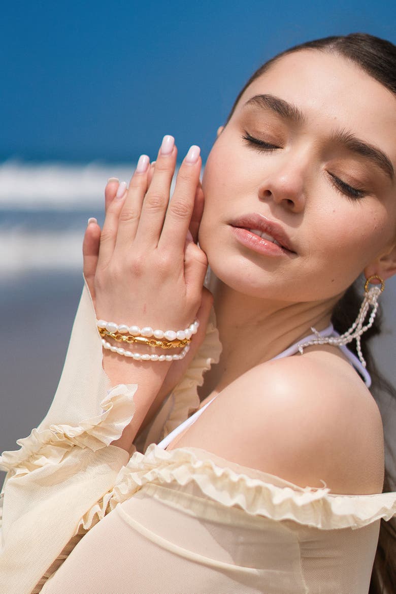 Mia Layered Luxe Freshwater Pearl Bracelet, Alternate, color, Gold