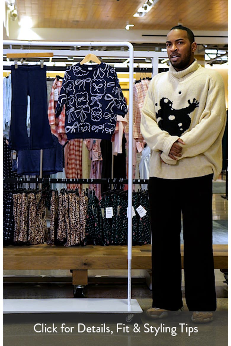 Print Sweatshirt & Flare Leggings Set video