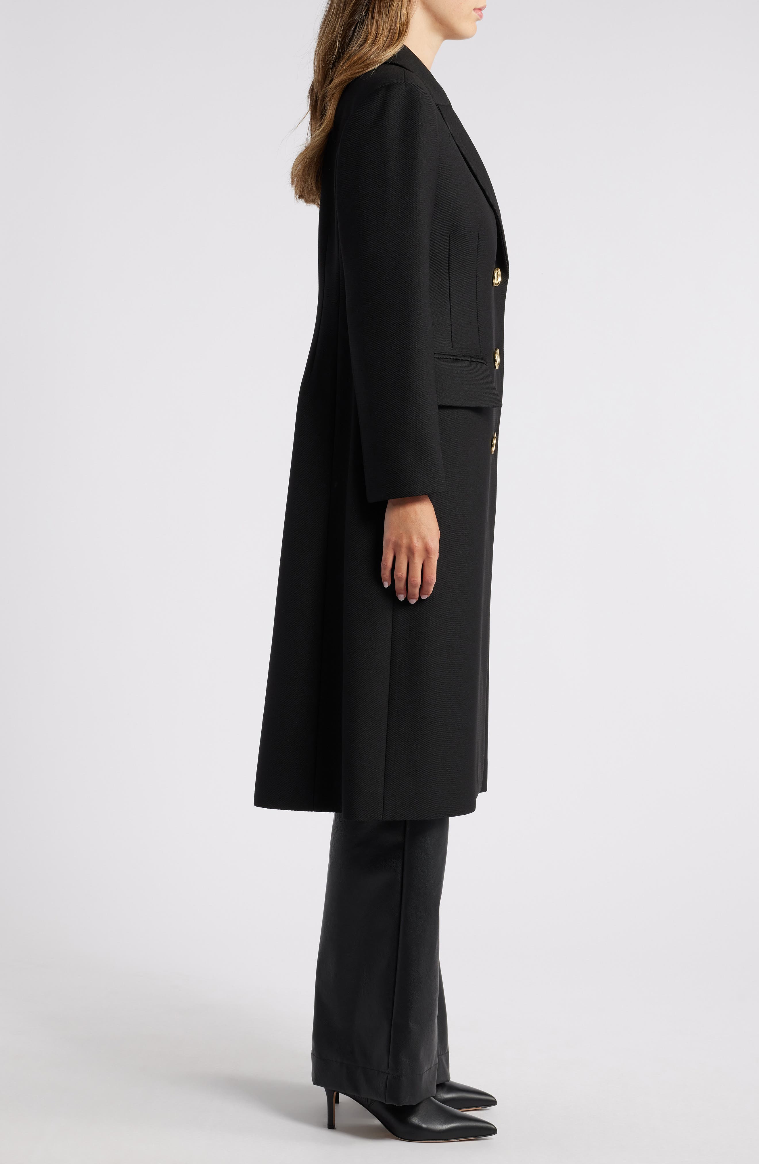 Noa - Elegant Double-Breasted Coat