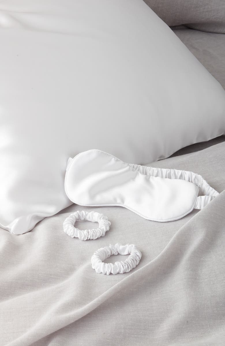 Nordstrom Set of 2 Silk Pillowcases, Alternate, color, White