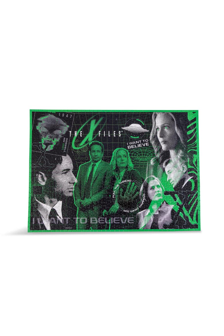 The X-Files "I Want To Believe" 1000-Piece Jigsaw Puzzle | Toynk Exclusive, Alternate, color, Green