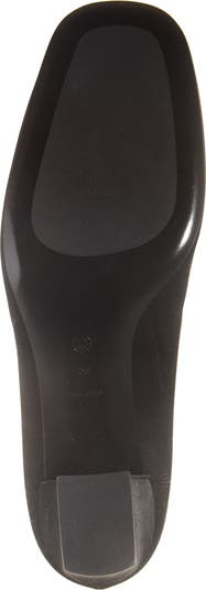 Fiore Pump