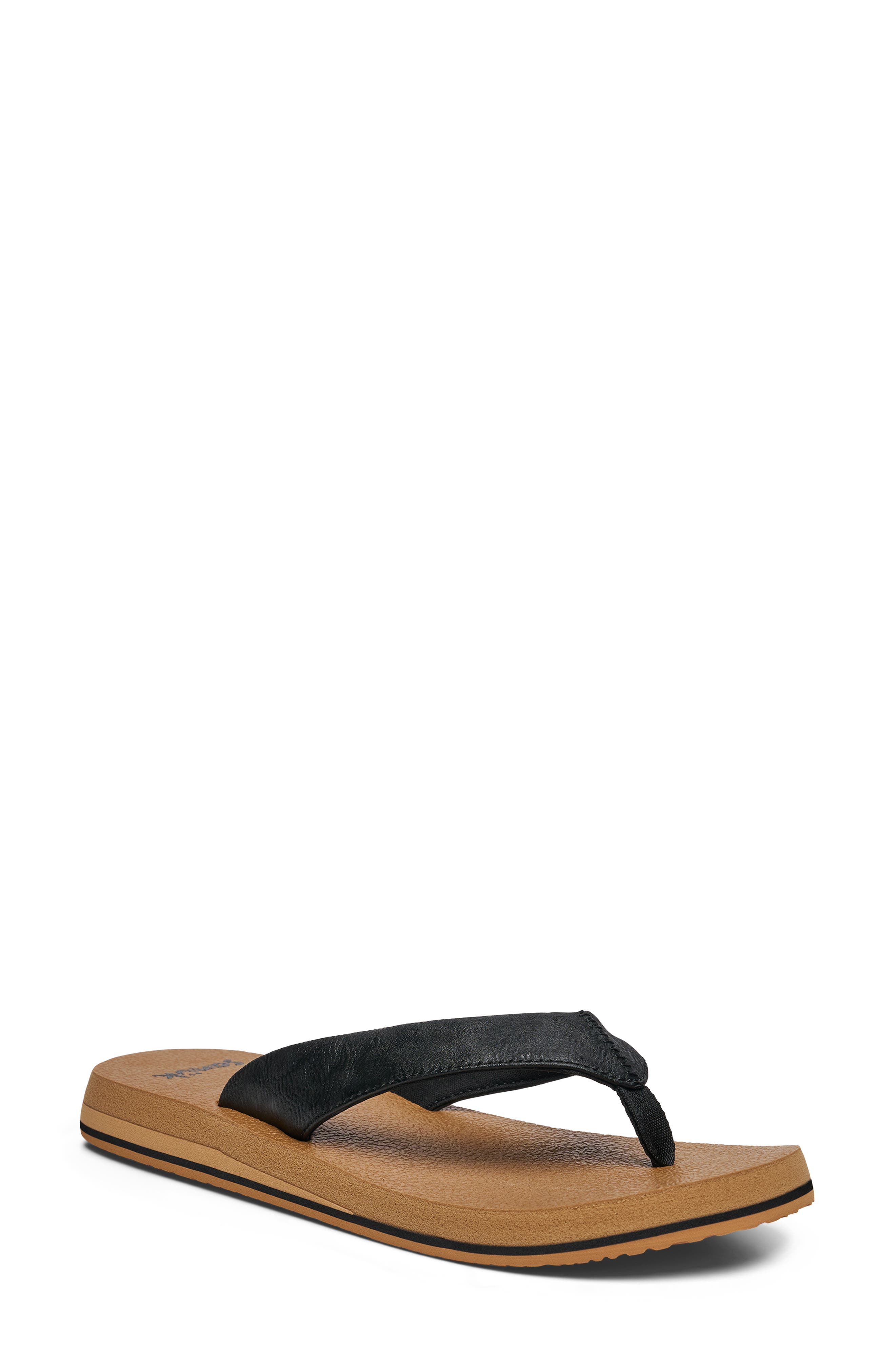 BLACK/ TAN