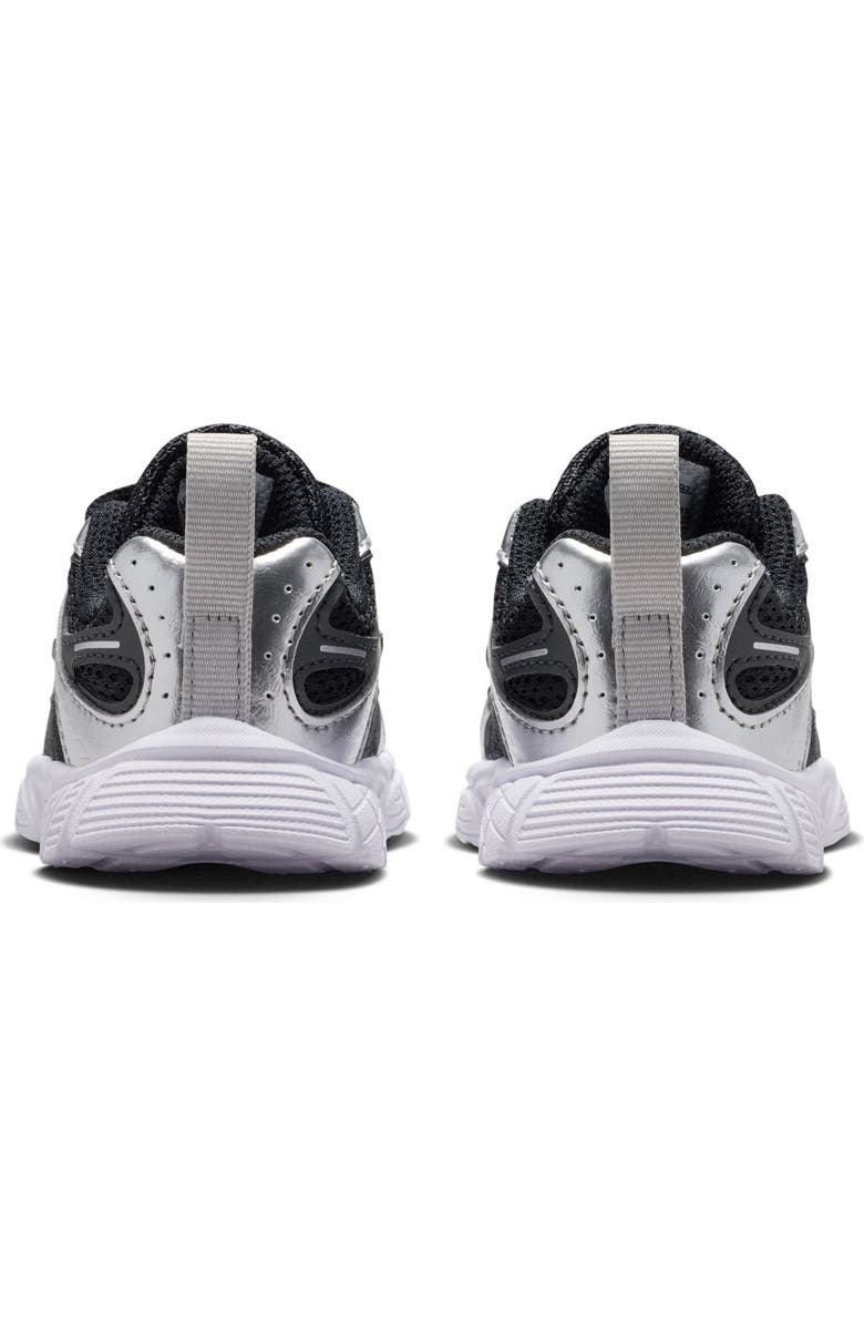 Nike Kids' V5 RNR Sneaker, Alternate, color, Black/ Black