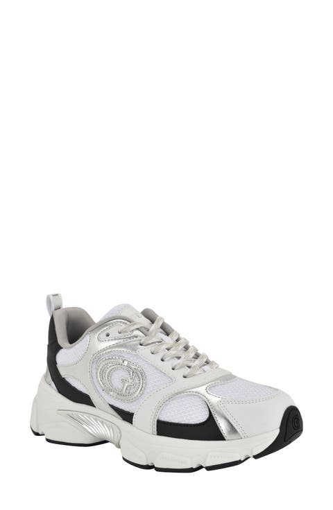 Ibitha Sneaker (Women)