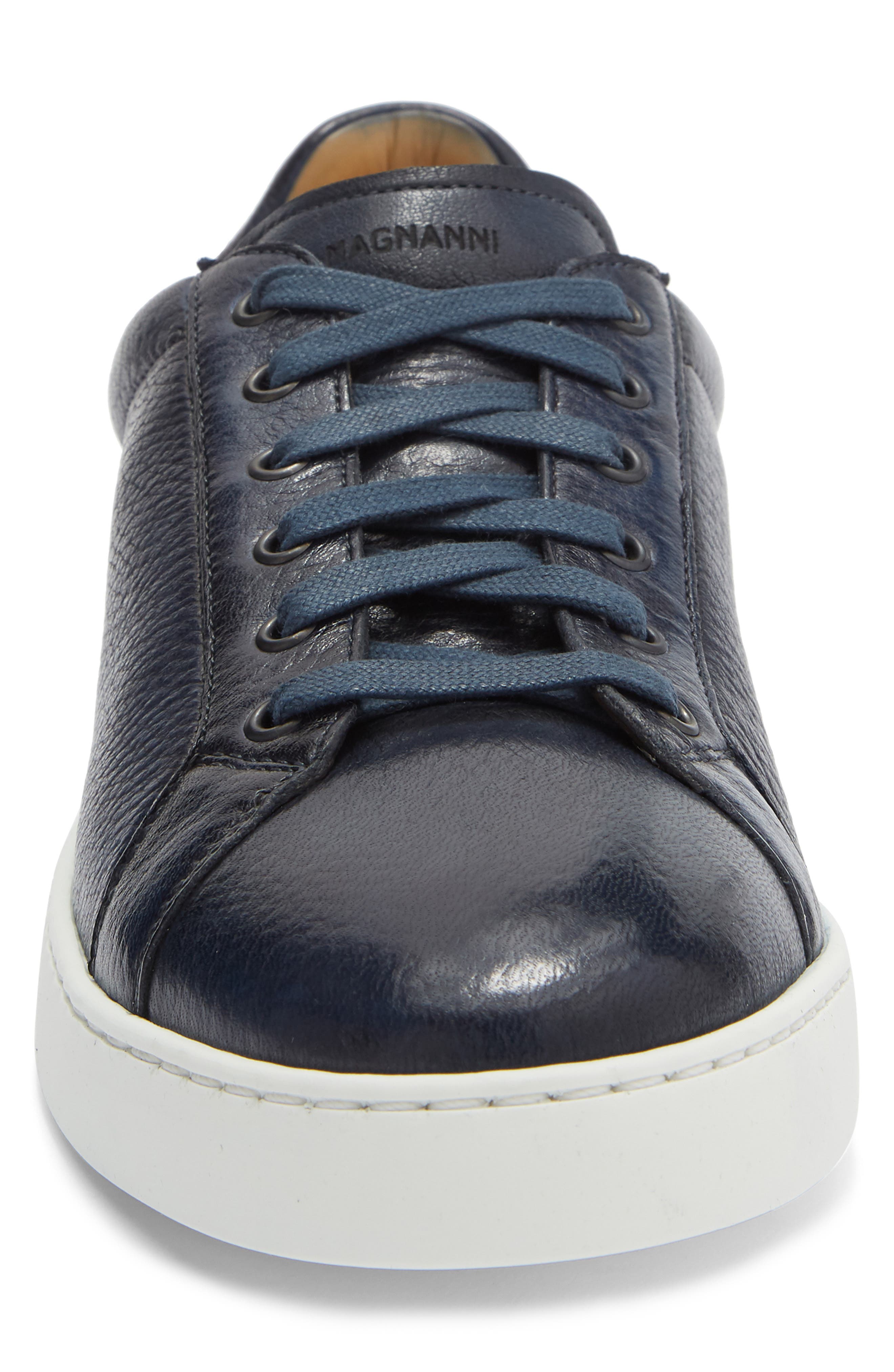 Leve Low Top Sneaker, Alternate, color, NAVY
