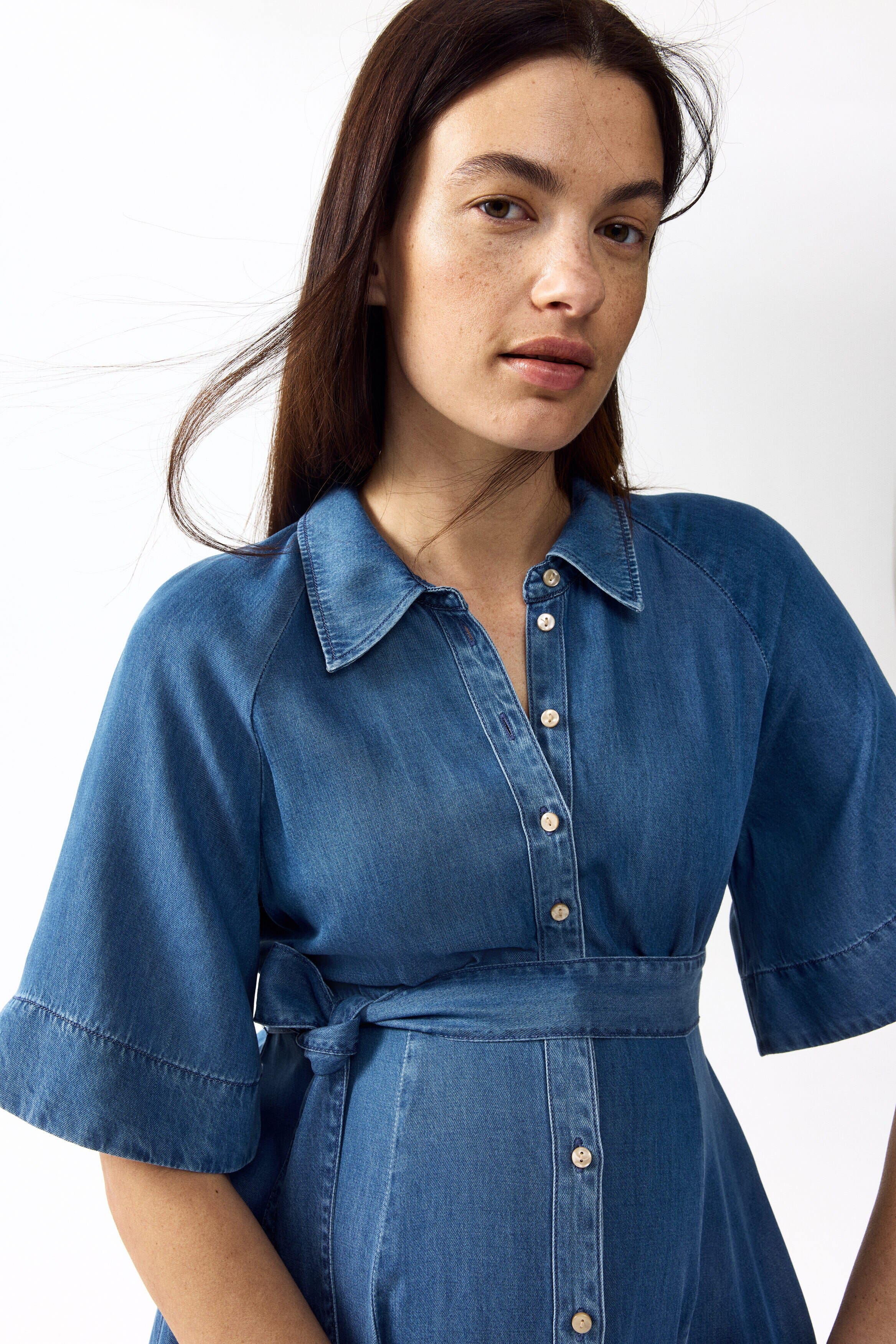 Mama tie-belt denim dress - image 2