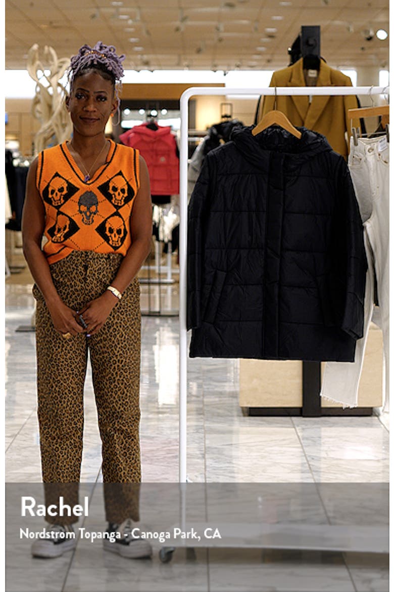 Hooded Puffer Jacket video