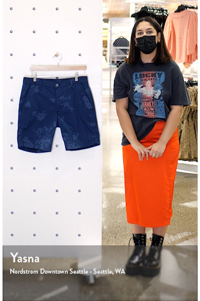 Men's Wanderer Floral Flat Front Shorts video