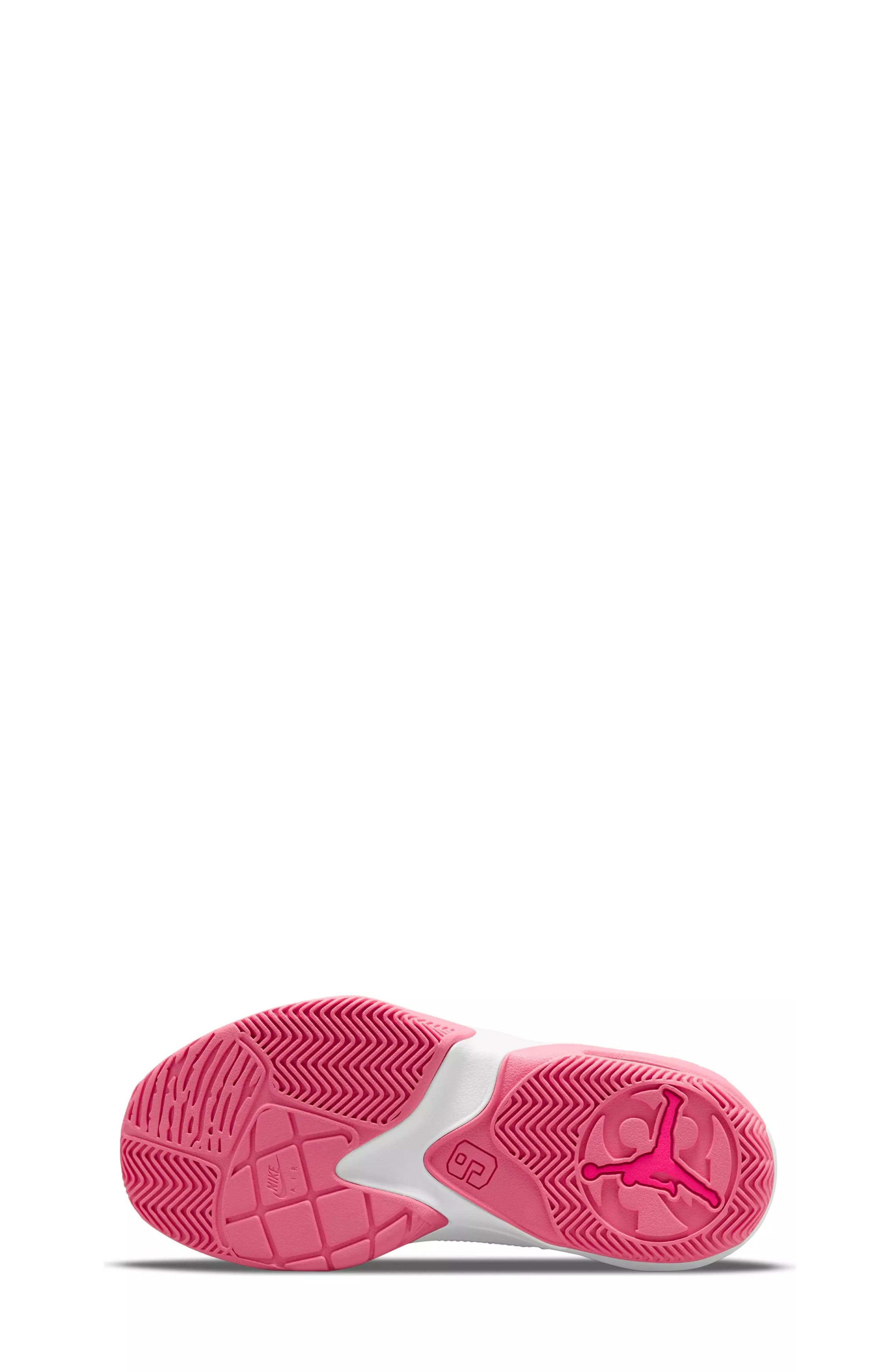 Nike Jordan Max Aura 3 Mid Top Sneaker, Alternate, color, 