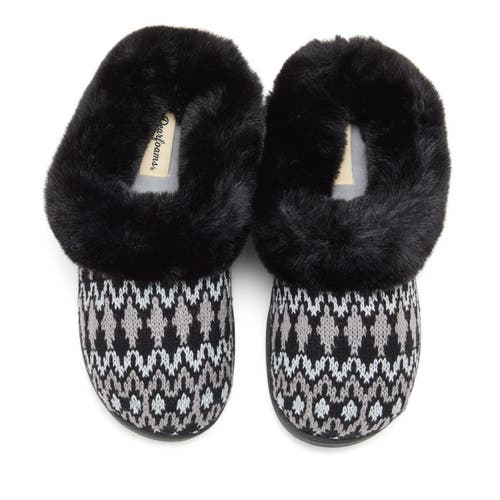Dearfoams Hannah Festive Knit Clog Slipper In Black