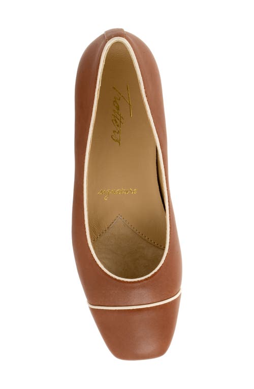 Trotters Harbor Cap Toe Flat In Luggage