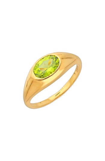 Ys Gems Bezel Set Peridot Ring In Green