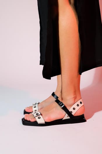 Mozes Leather Sandal