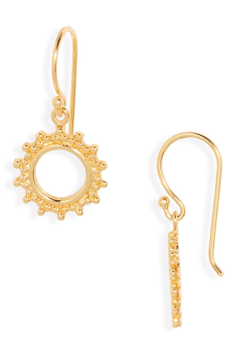 Mini Sol Hoop Earrings video