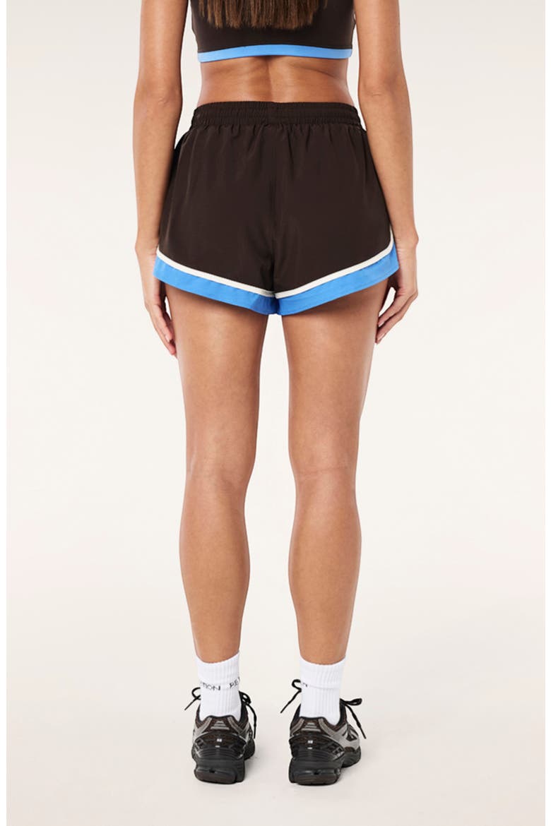 Stride Shorts, Alternate, color, COFFEE/ MARINA