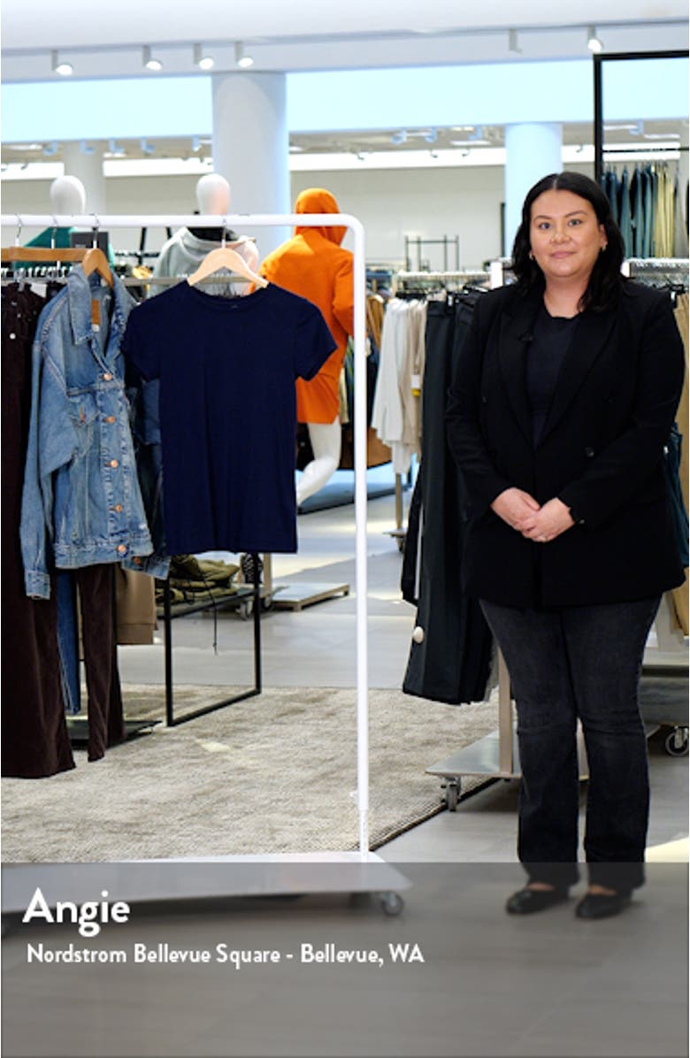 Ressi Crewneck Short Sleeve T-Shirt, sales video thumbnail