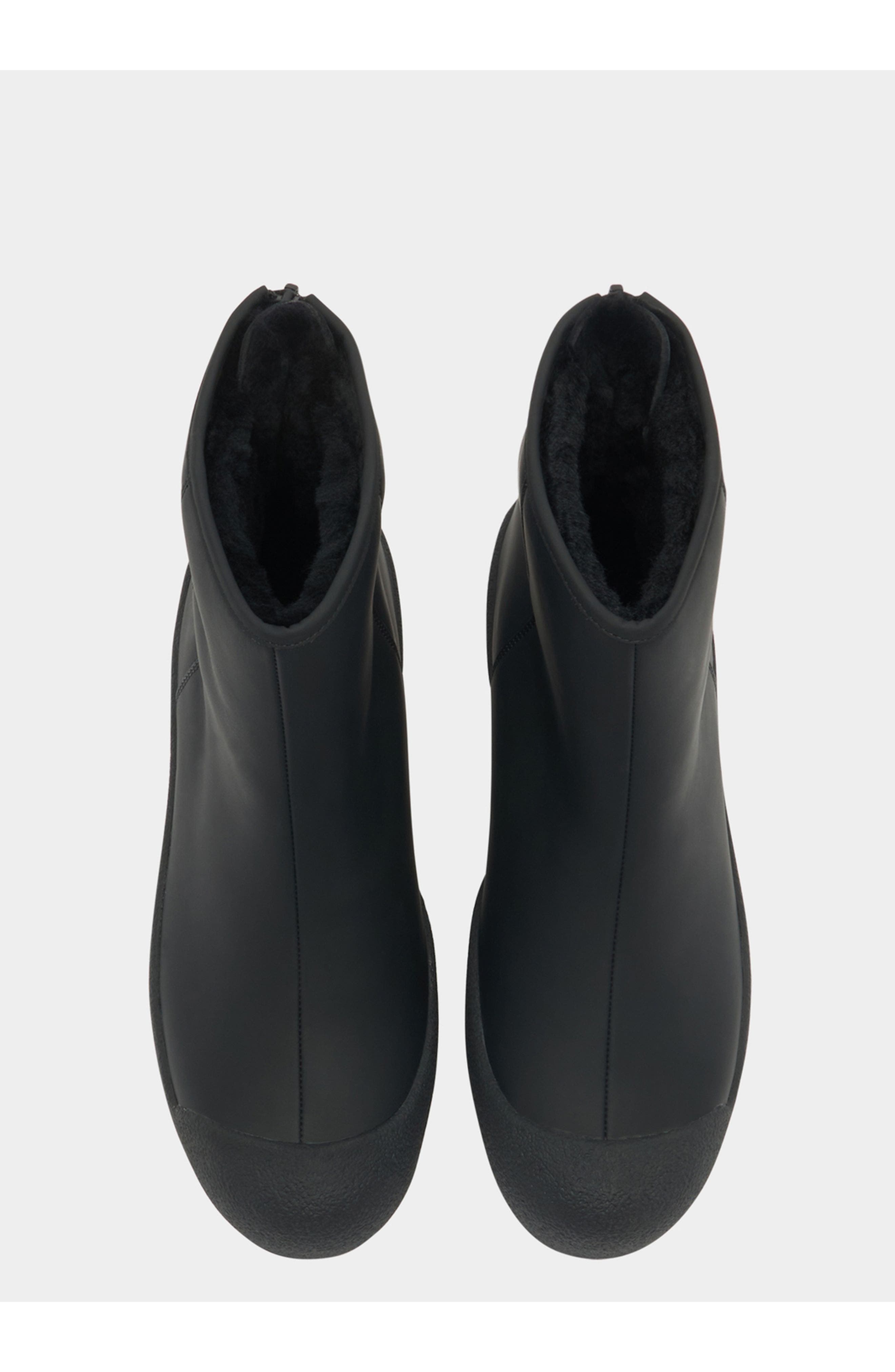 Bally Curling Snow Bootie in Leather, Alternate, color, Black