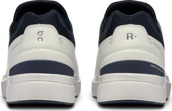 THE ROGER Advantage Tennis Sneaker