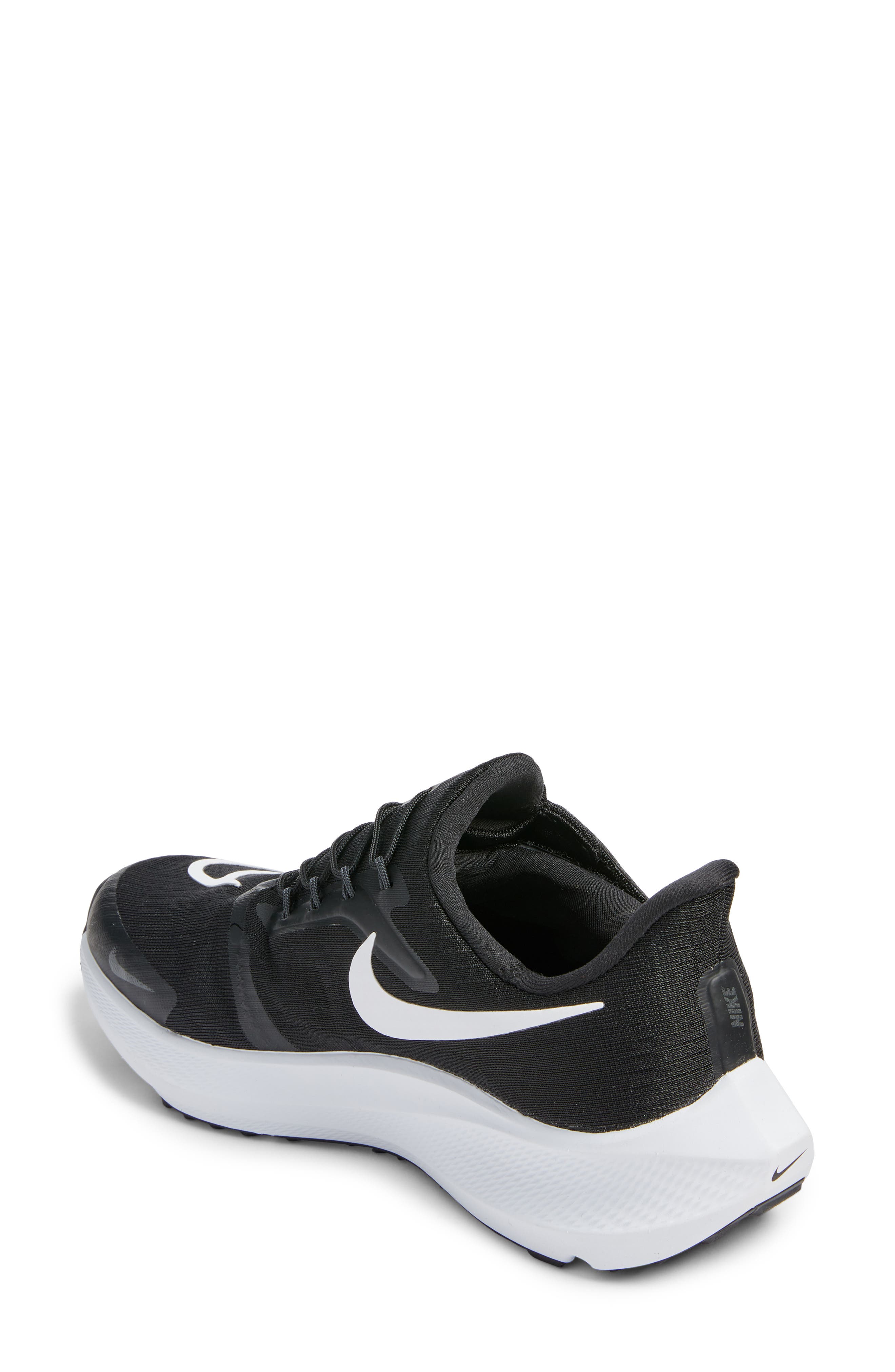 Nike Air Zoom Pegasus 39 Flyease Running Shoe, Alternate, color, 