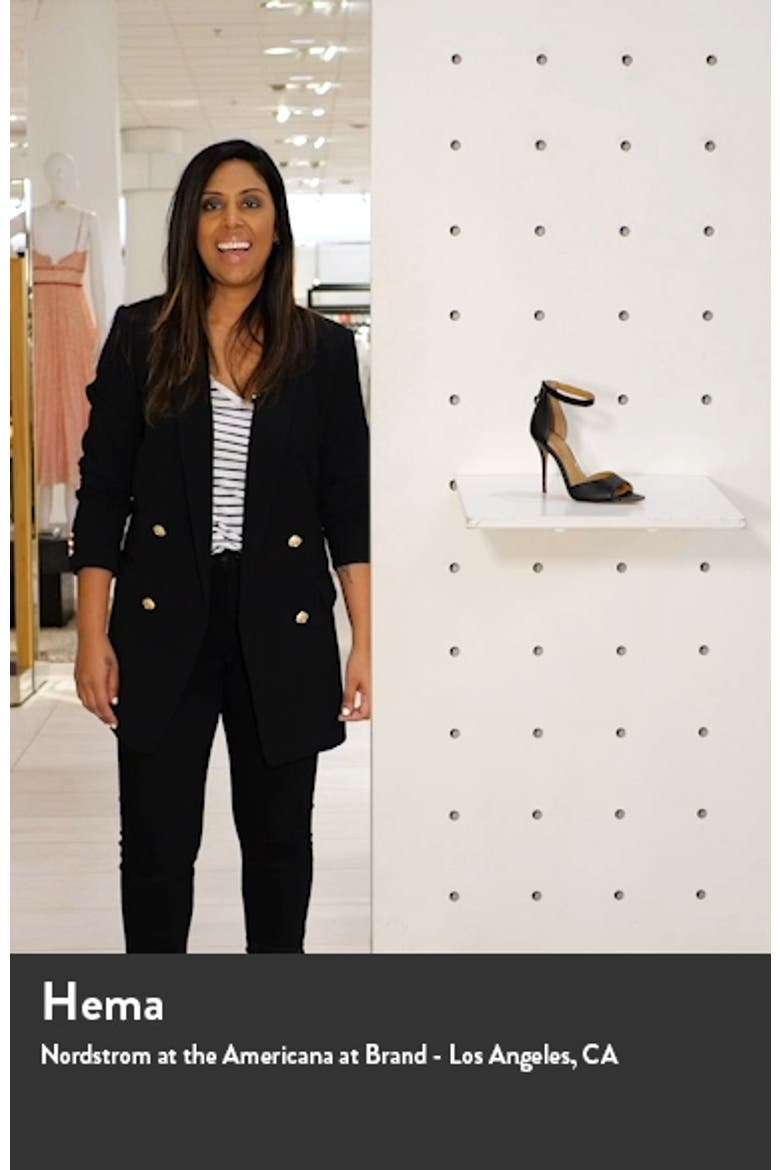Witrey Pointed Toe Sandal video