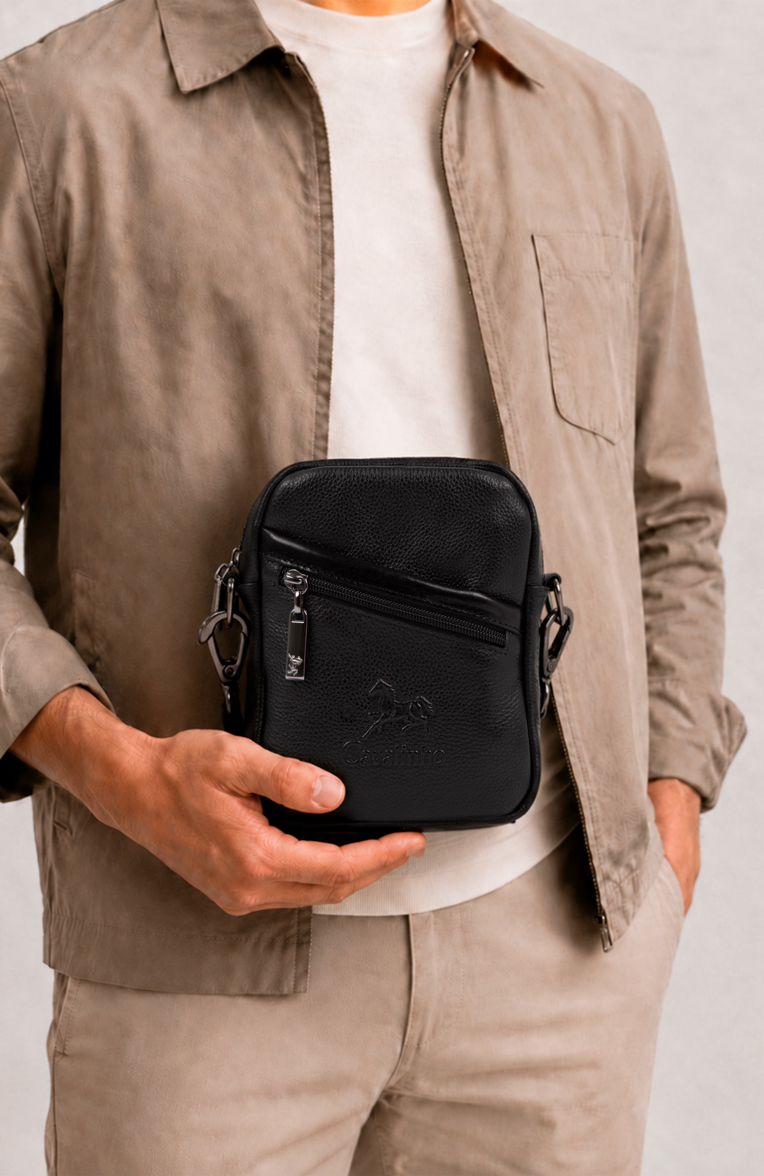 El Cavaleiro 485 Leather Traveler Crossbody Bag, Alternate, color, Black