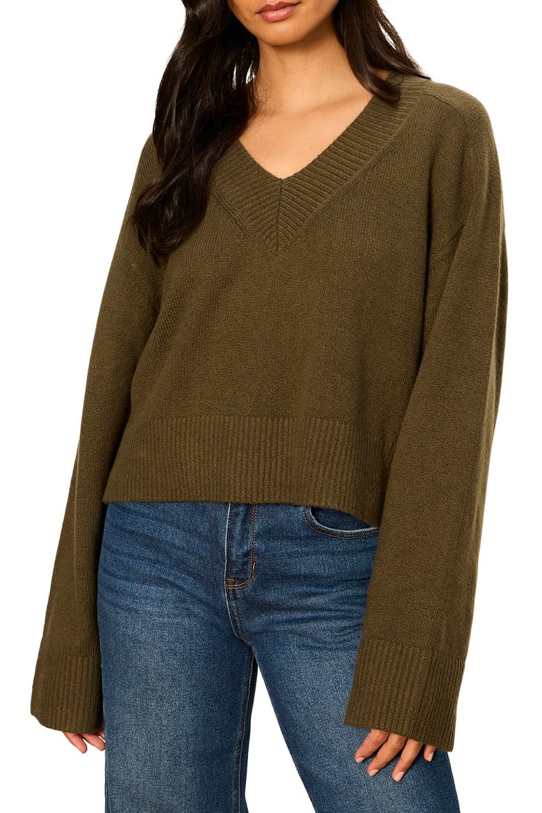 Vanna V-Neck Sweater, Alternate, color, KALAMATA GREEN