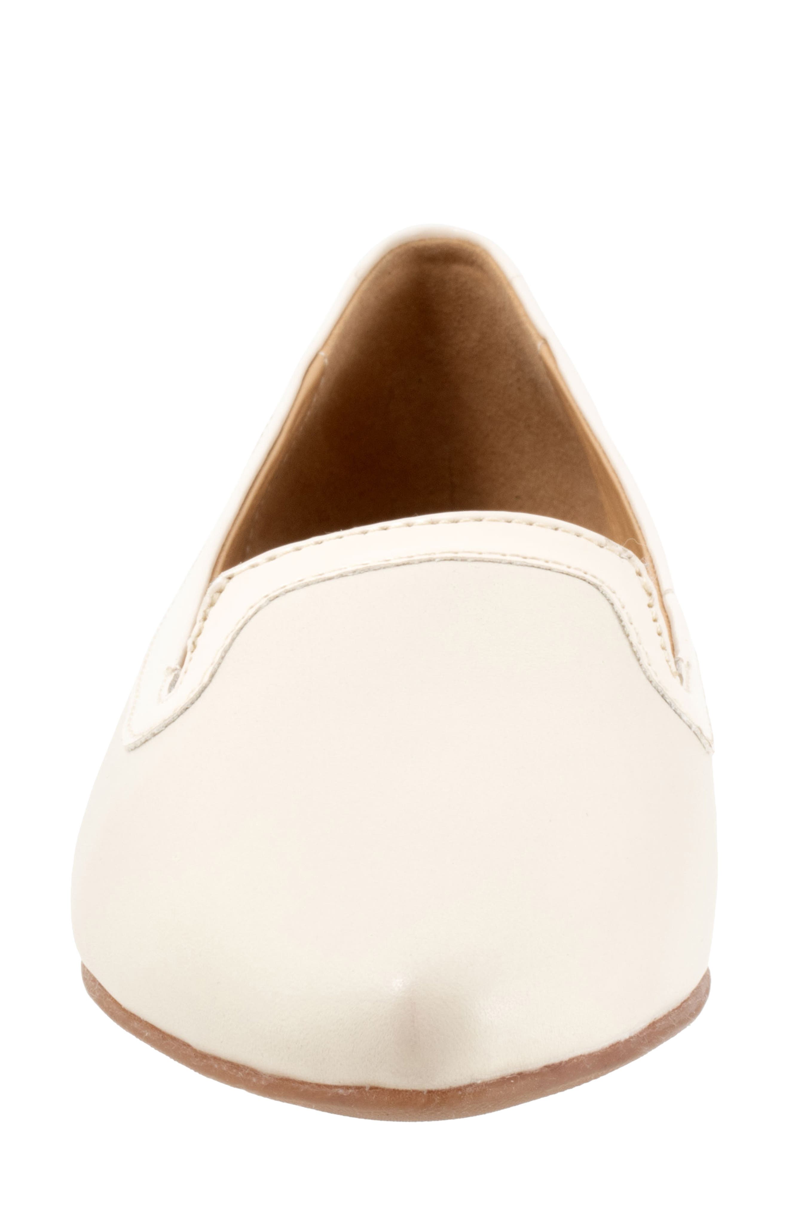 Trotters Hannah Pointed Toe Flat, Alternate, color, 