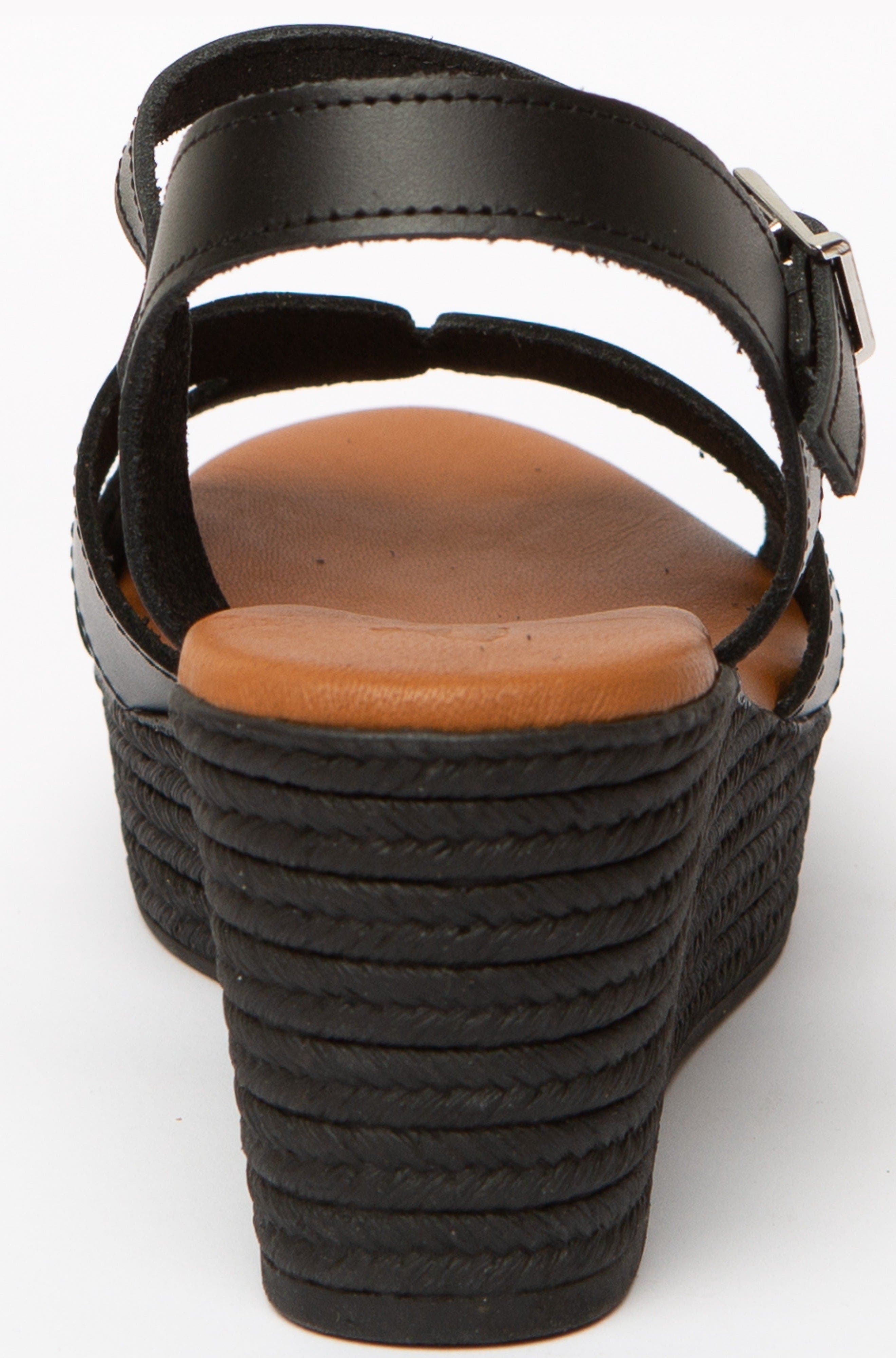 Menina Step Sara Heeled Sandal, Alternate, color, Black