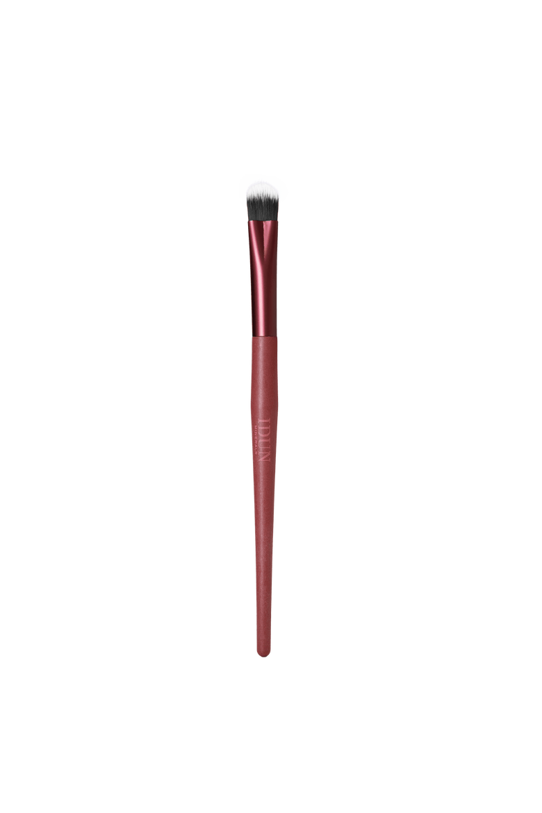 Pro Triangle Concealer Brush, Main, color, None