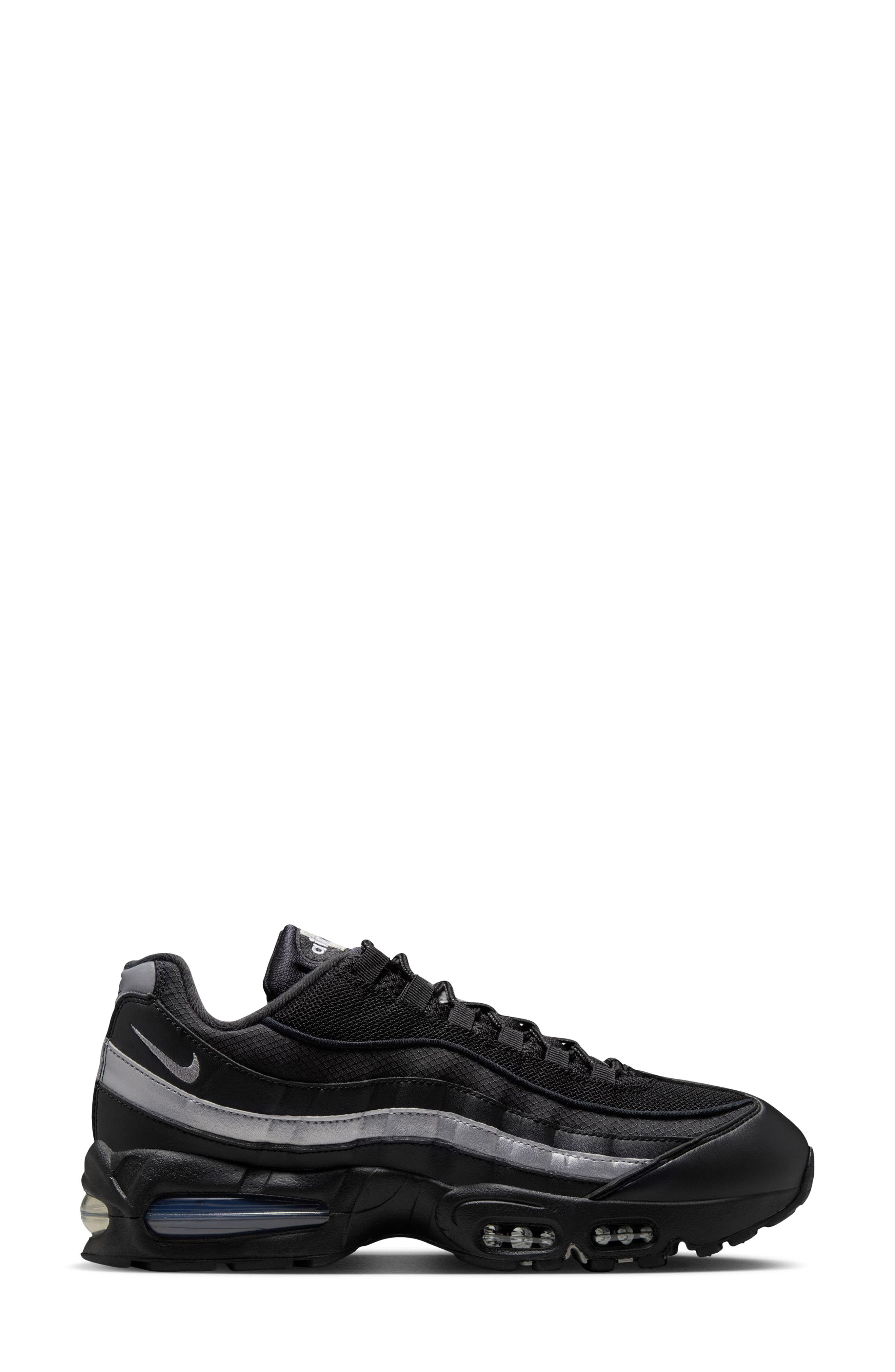 Nike Air Max 95 Sneaker, Alternate, color, Black/ Metallic Silver
