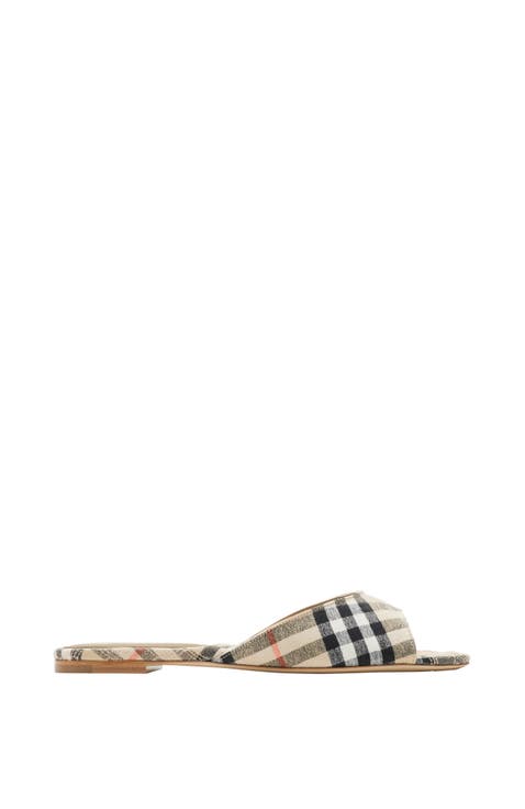 サンダル・ミュール BURBERRY Women Sandals 8102139 B9368 Beige Burberry Dive slides for Women - Printed in UAE | Level Shoes