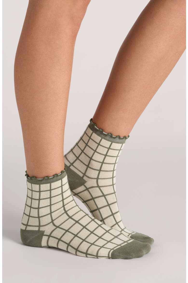 Assorted 3-Pack Ruffle Trim Crew Socks, Alternate, color, DARK GREEN