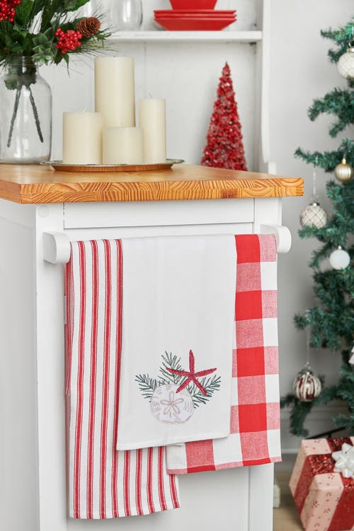C & F Home C&f Home Seaside Greetings Towel In Multi