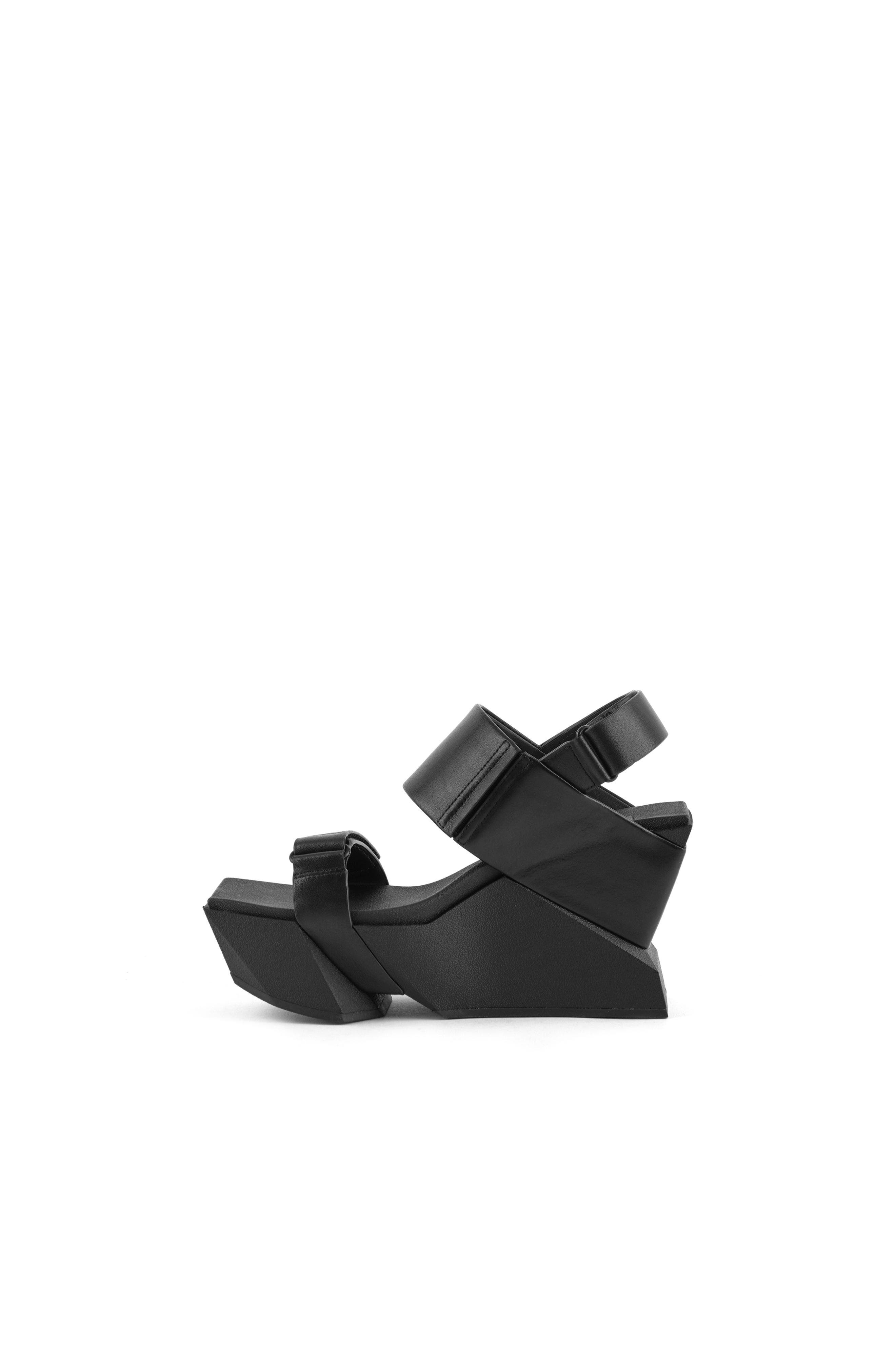 United Nude Brutt Sandal, Alternate, color, Black