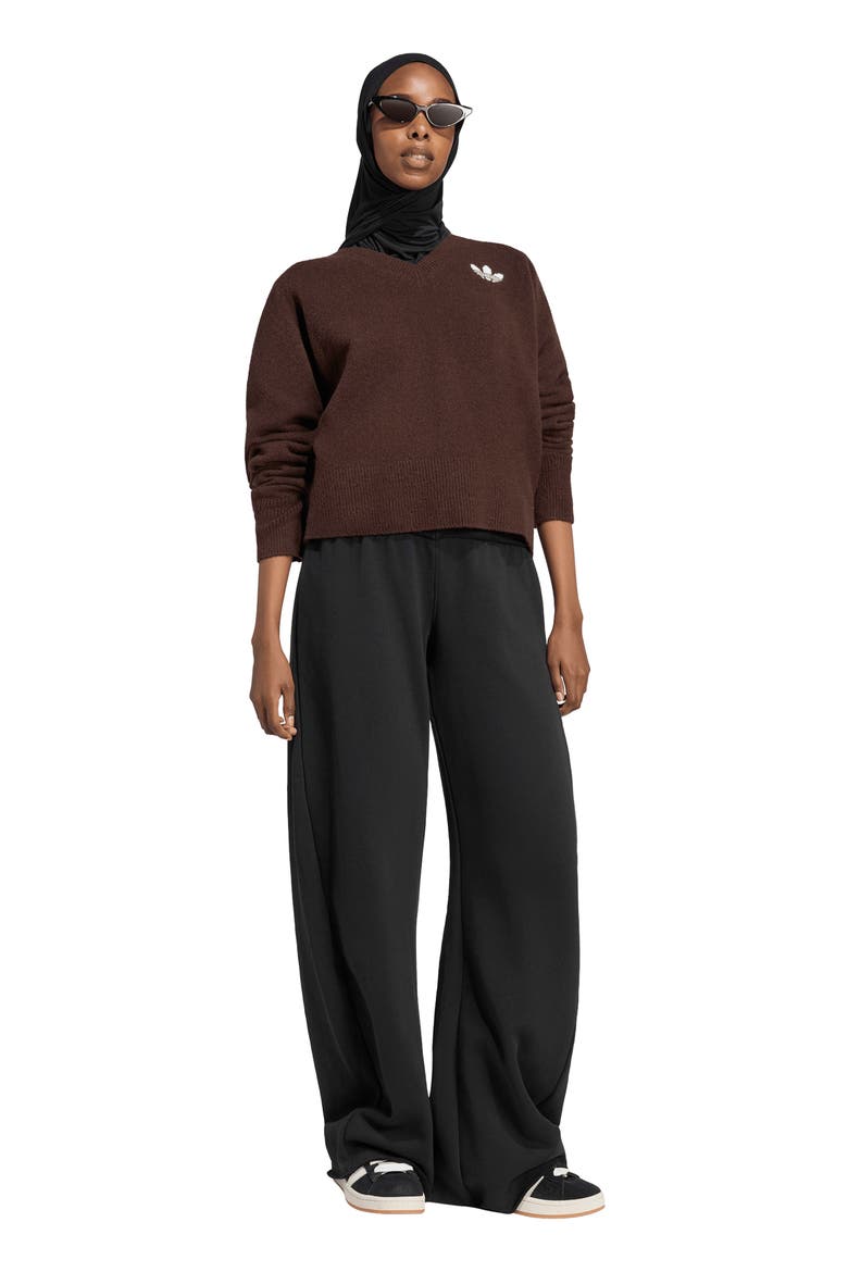 Knit V-Neck Sweater, Alternate, color, AURORA COFFEE