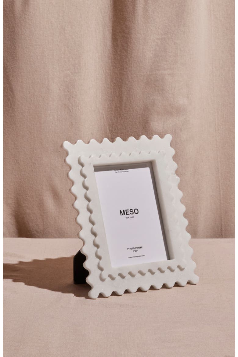 Lu Marble Frame, Alternate, color, White