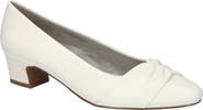 EASY STREET Lyanna Pump