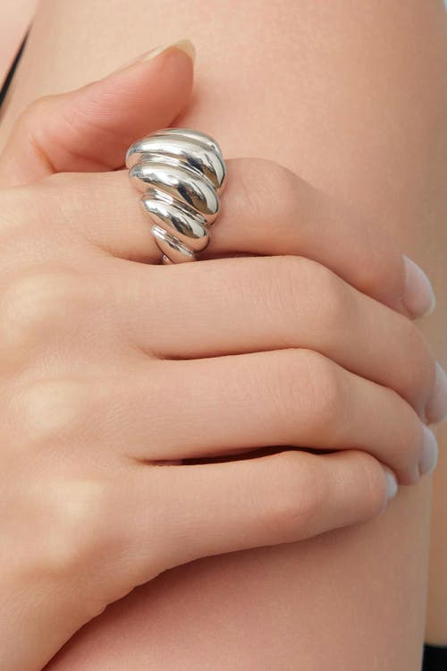 Oradina Sterling Silver Lady Finger Ring
