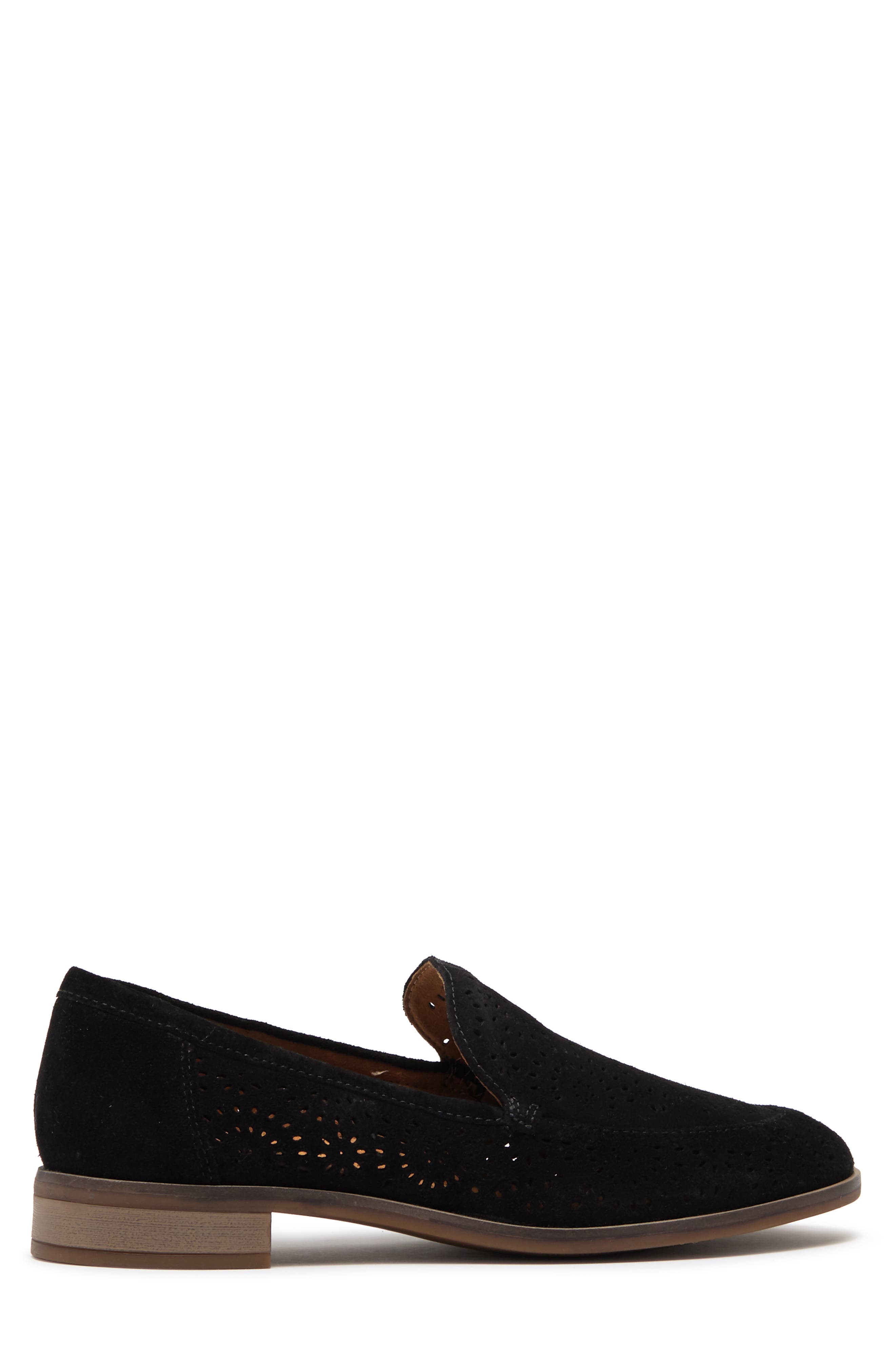 Clarks<sup>®</sup> CLARKS Trish Loafer, Alternate, color, 