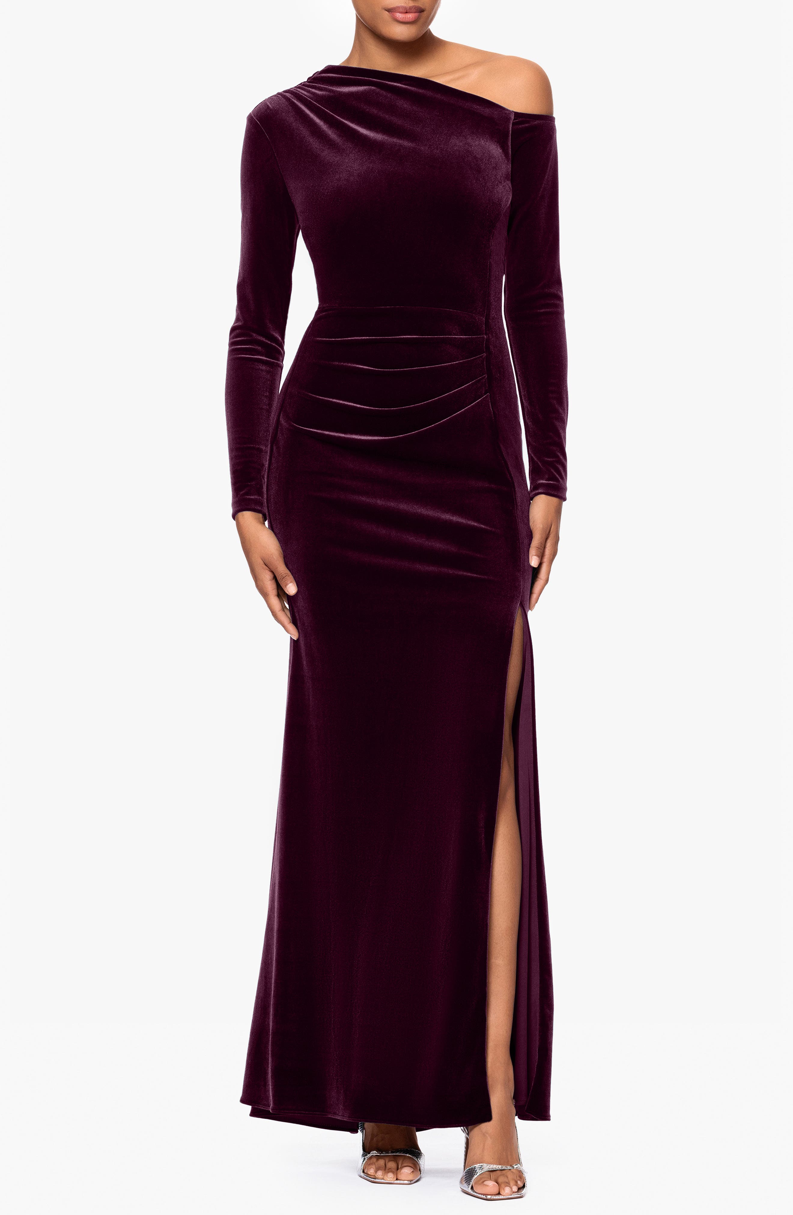 Betsy & Adam One-Shoulder Long Sleeve Velvet Gown in Maroon 
