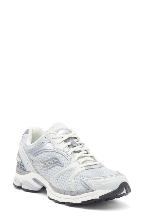 Saucony Progrid Triumph 4 Sneaker In Light Grey