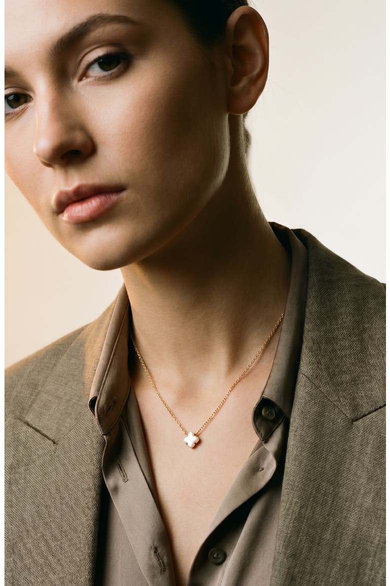 Dara Pearl Clover Necklace, Alternate, color, GOLD