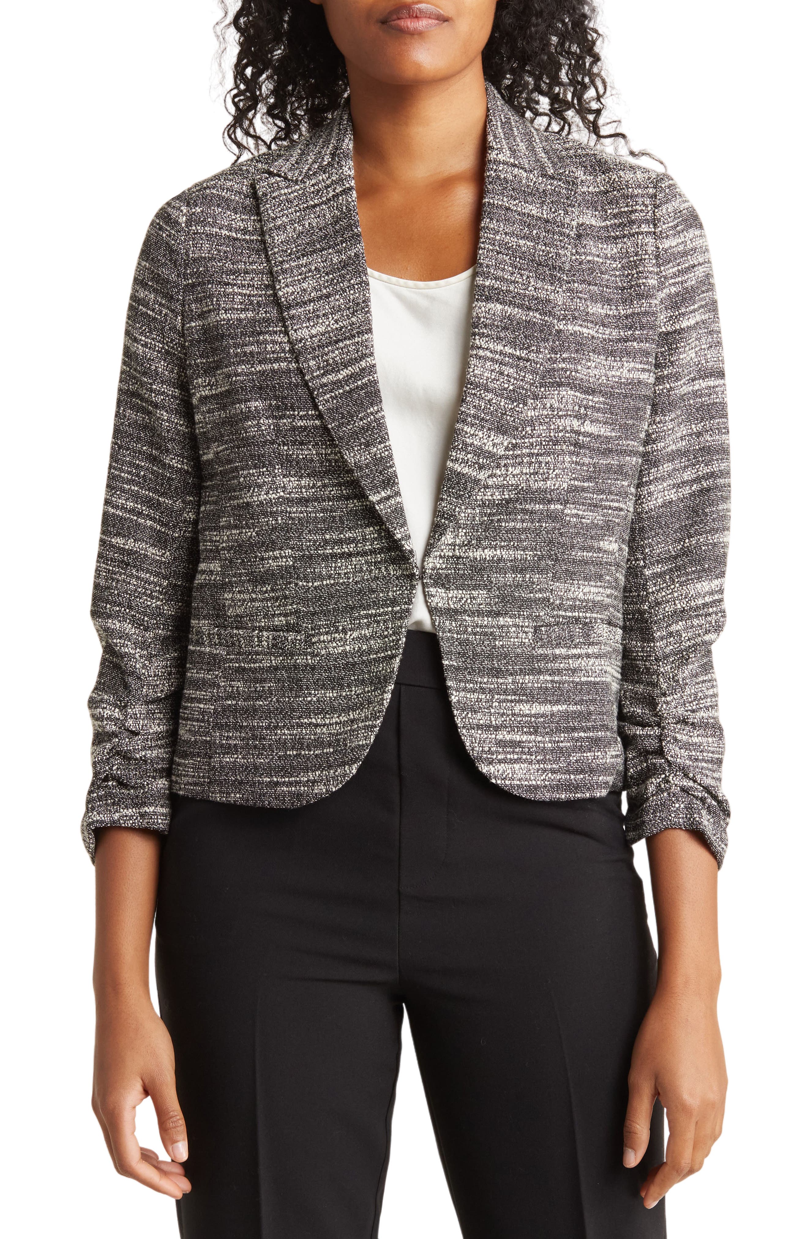 Amanda & Chelsea Notch Lapel Bouclé Blazer