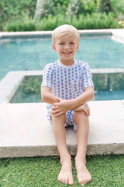 Lila And Hayes Charles Boys' Short Set In Sailing Away