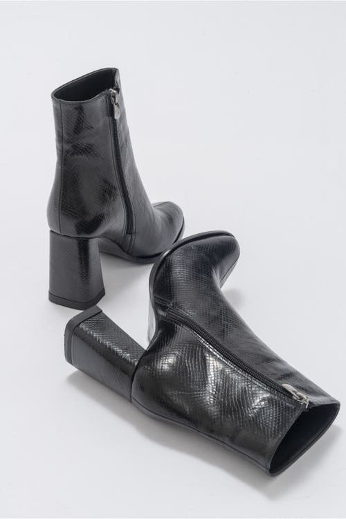 Prologue Shoes Jewel High Heel Boot