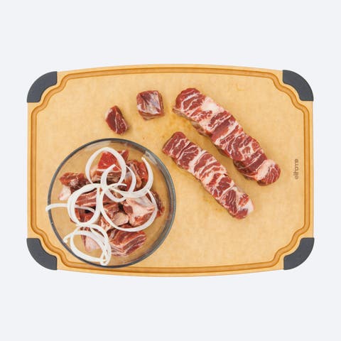 Essential Series Cutting Board, Large- 14" x 10"